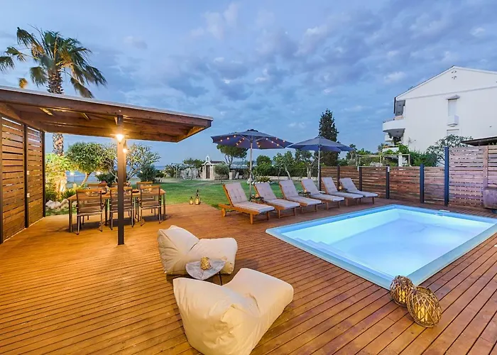 Nastazia Luxury House Villa *